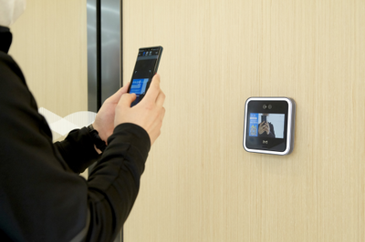 打通隨申碼企業版，釘釘助力南極電商安全高效復工